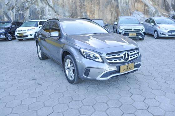 MERCEDES-BENZ GLA 200 1.6 CGI FLEX STYLE 7G-DCT